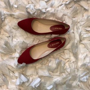New Nine West Flat